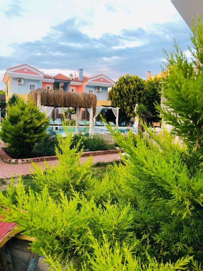 Cunda Leo Boutique Hotel & Pool Аявали Екстериор снимка
