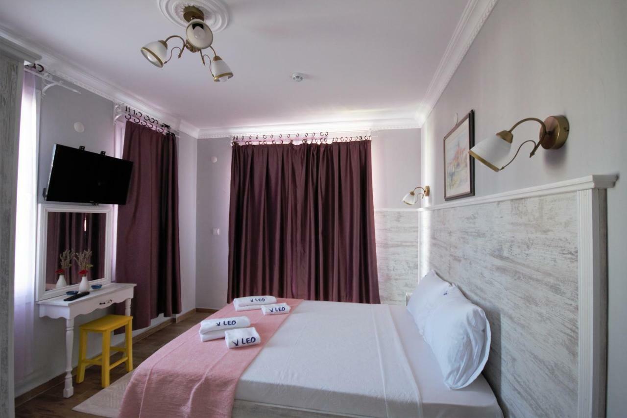 Cunda Leo Boutique Hotel & Pool Аявали Екстериор снимка